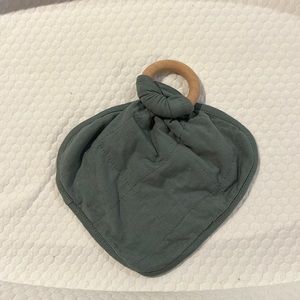 Kyte baby bamboo lovey teether in color pine
